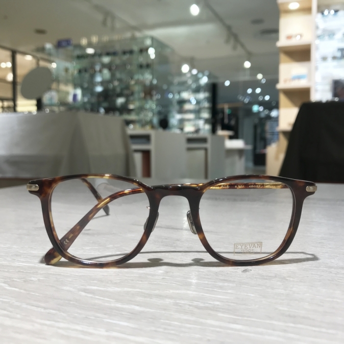 オススメ「EYEVAN7285」