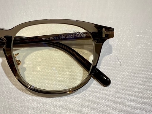 眼鏡　トムフォード　5725　クリアグレーメガネ