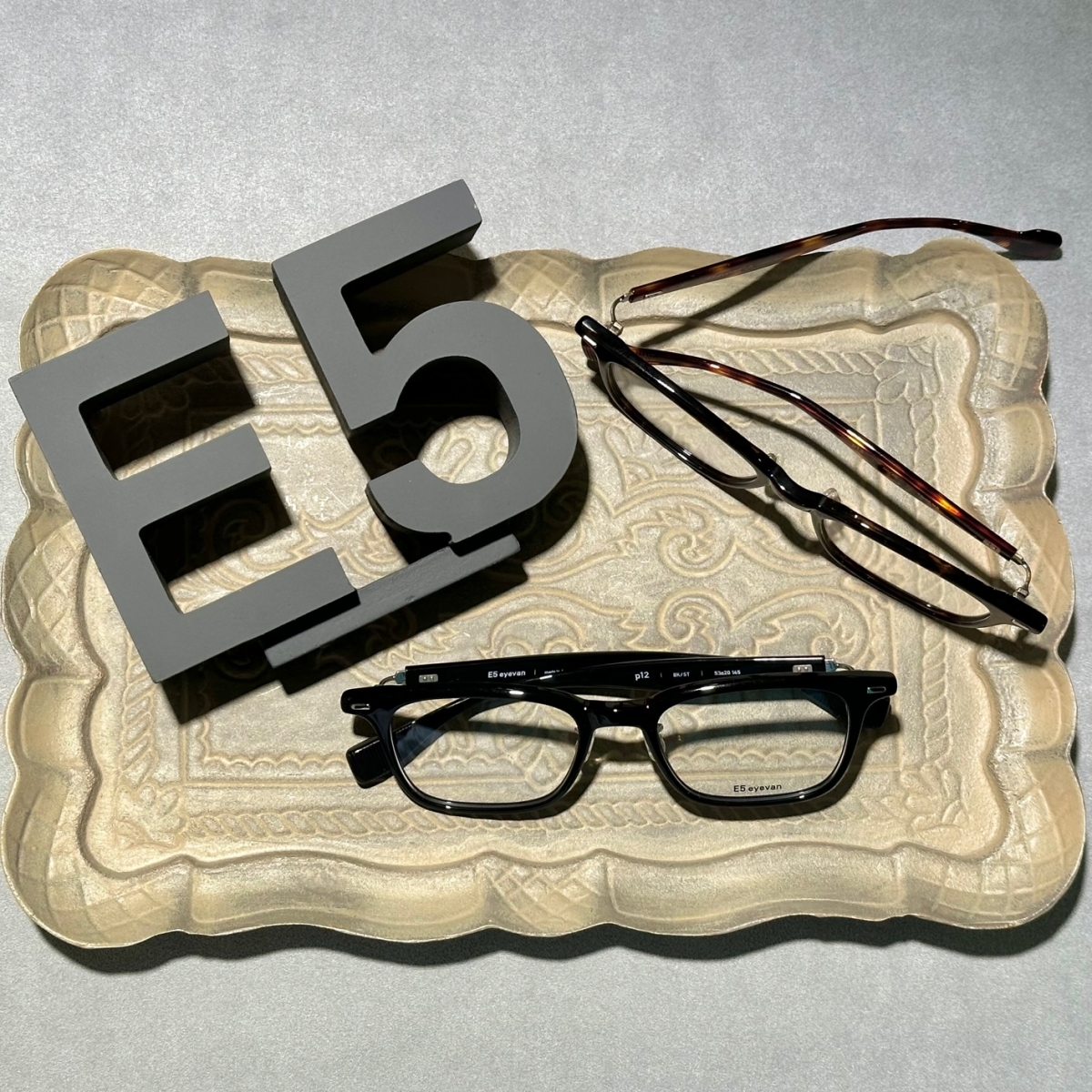 掛け心地抜群な【E5 eyevan】のフレーム入荷しました！「p12」