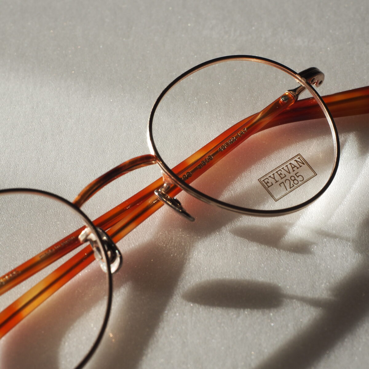 EYEVAN7285 220 819