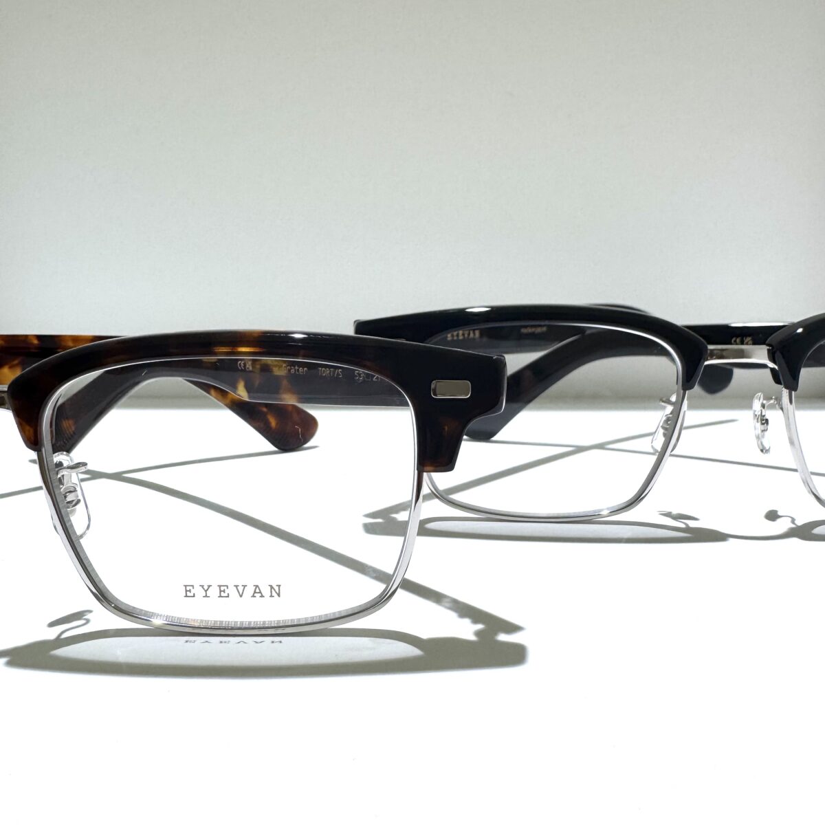 【EYEVAN】 Grater 入荷しました
