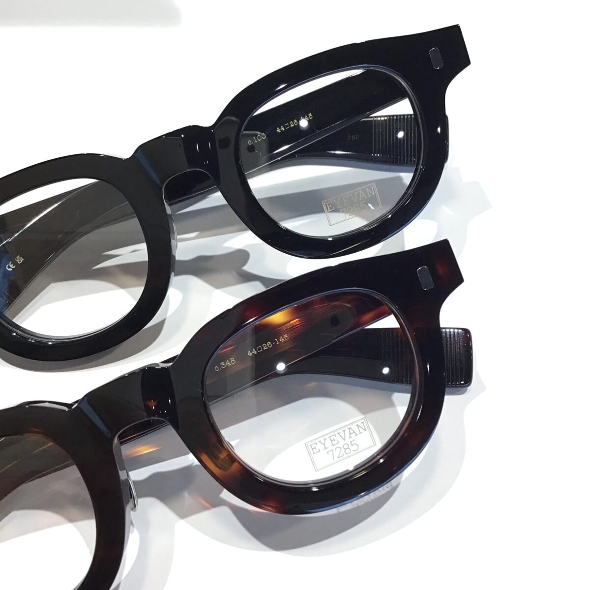 EYEVAN7285-369-