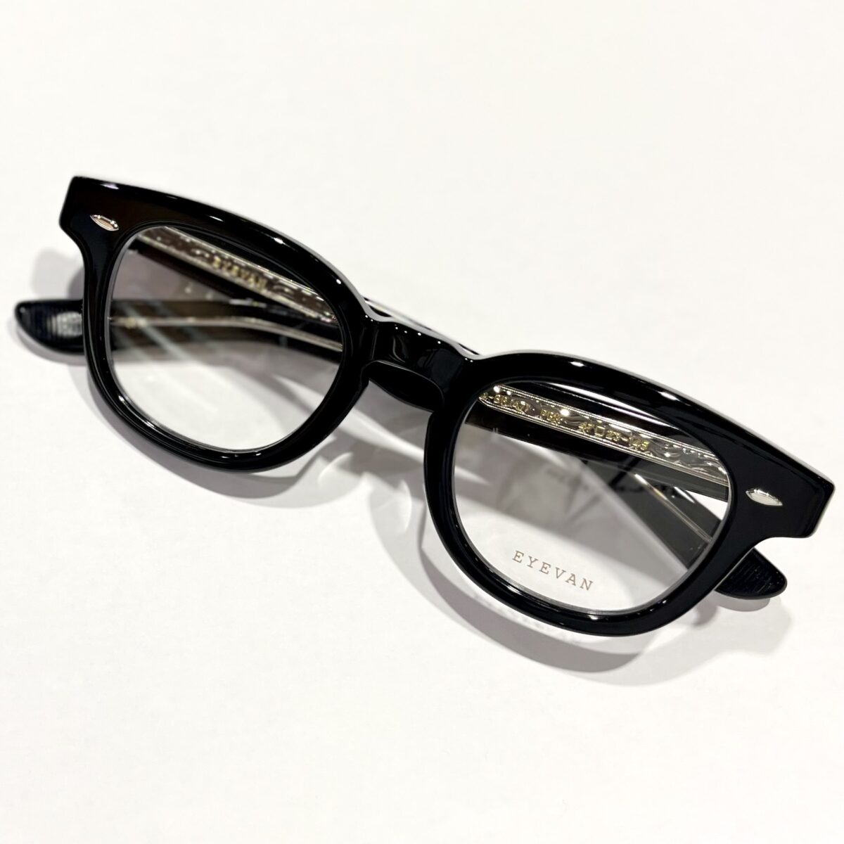 EYEVAN Webb BRのご紹介です。