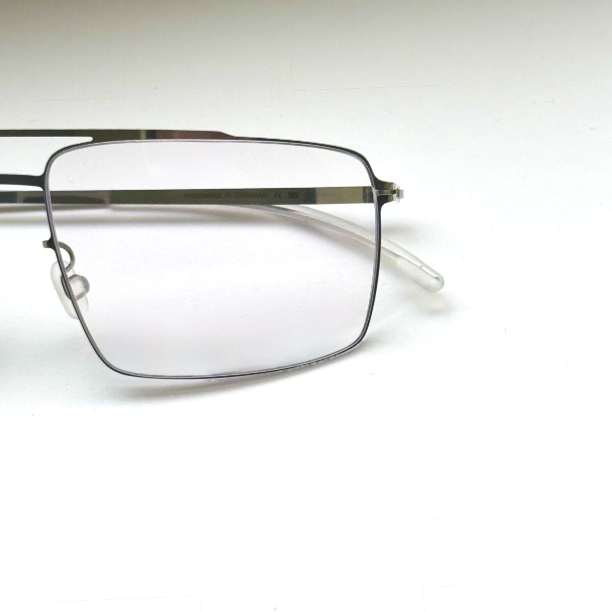 トレンドを先行するMYKITA。モードさが加速した新作ダブルブリッジ「PEN]入荷。