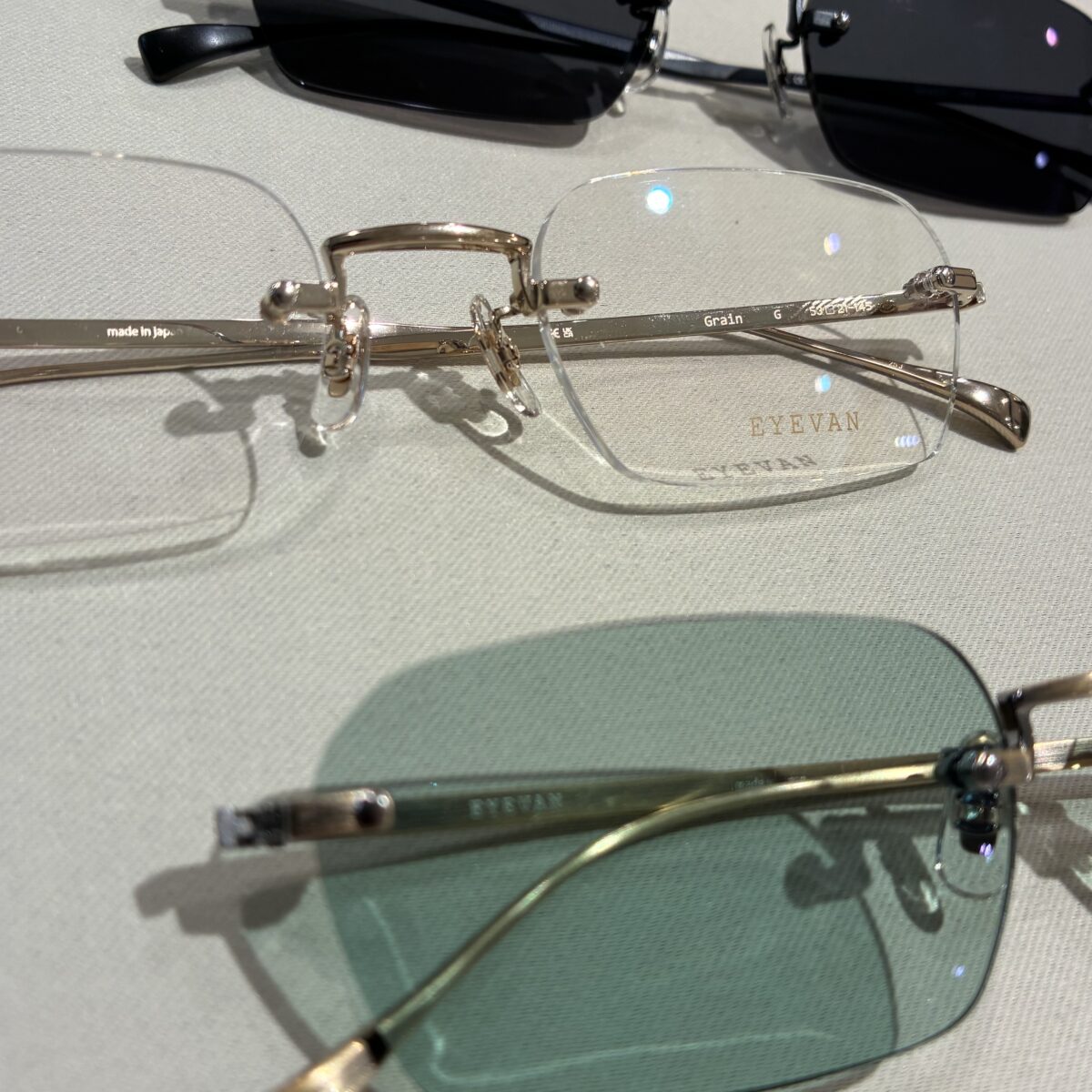 【EYEVAN】シンプルなリムレス【Grain】