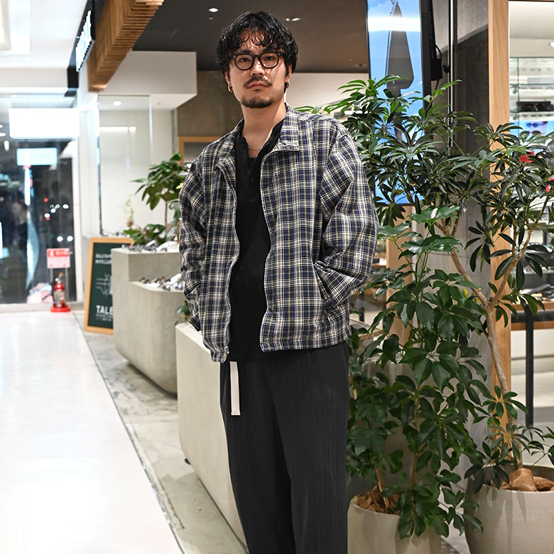 普段のヴィンテージや古着と合わせたいJULIUS TART OPTICALの限定モデル。