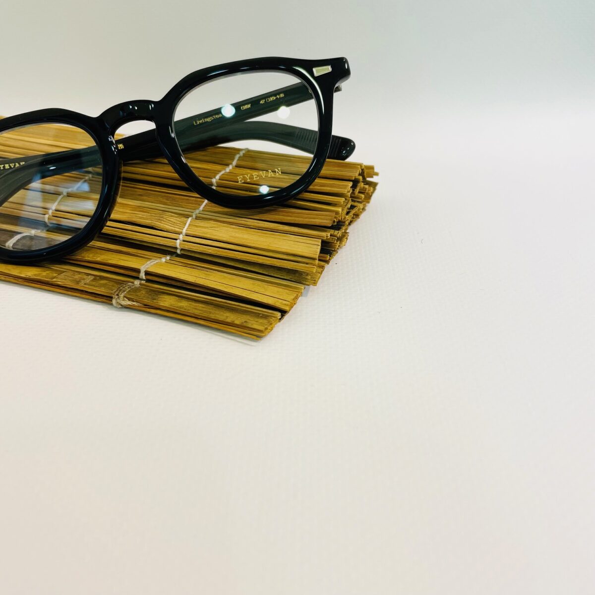 【新作入荷】【 EYEVAN(アイヴァン) 】” Livingston(47) “入荷しました！！