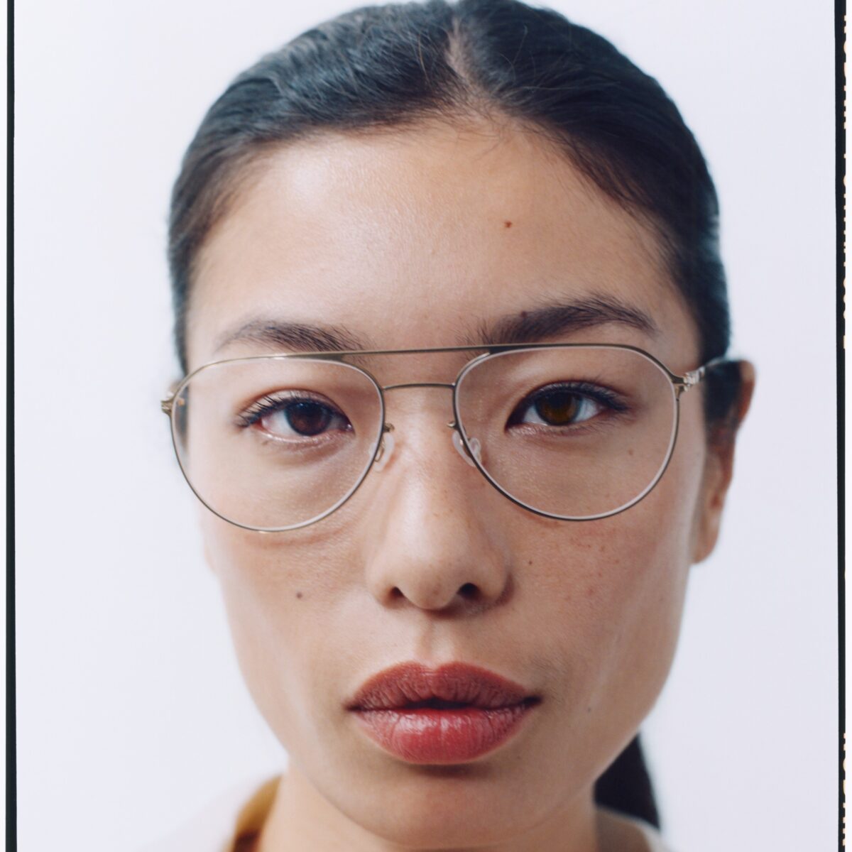 MYKITA”パウダーコーティングが生み出す、静かな存在感”