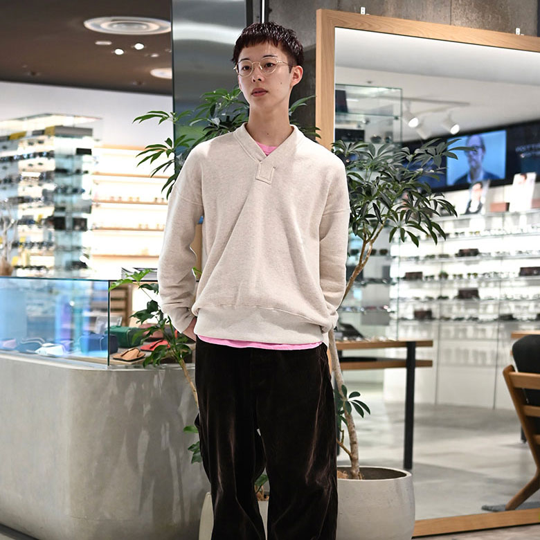 春の装いに効く、ボストンメタルフレーム。